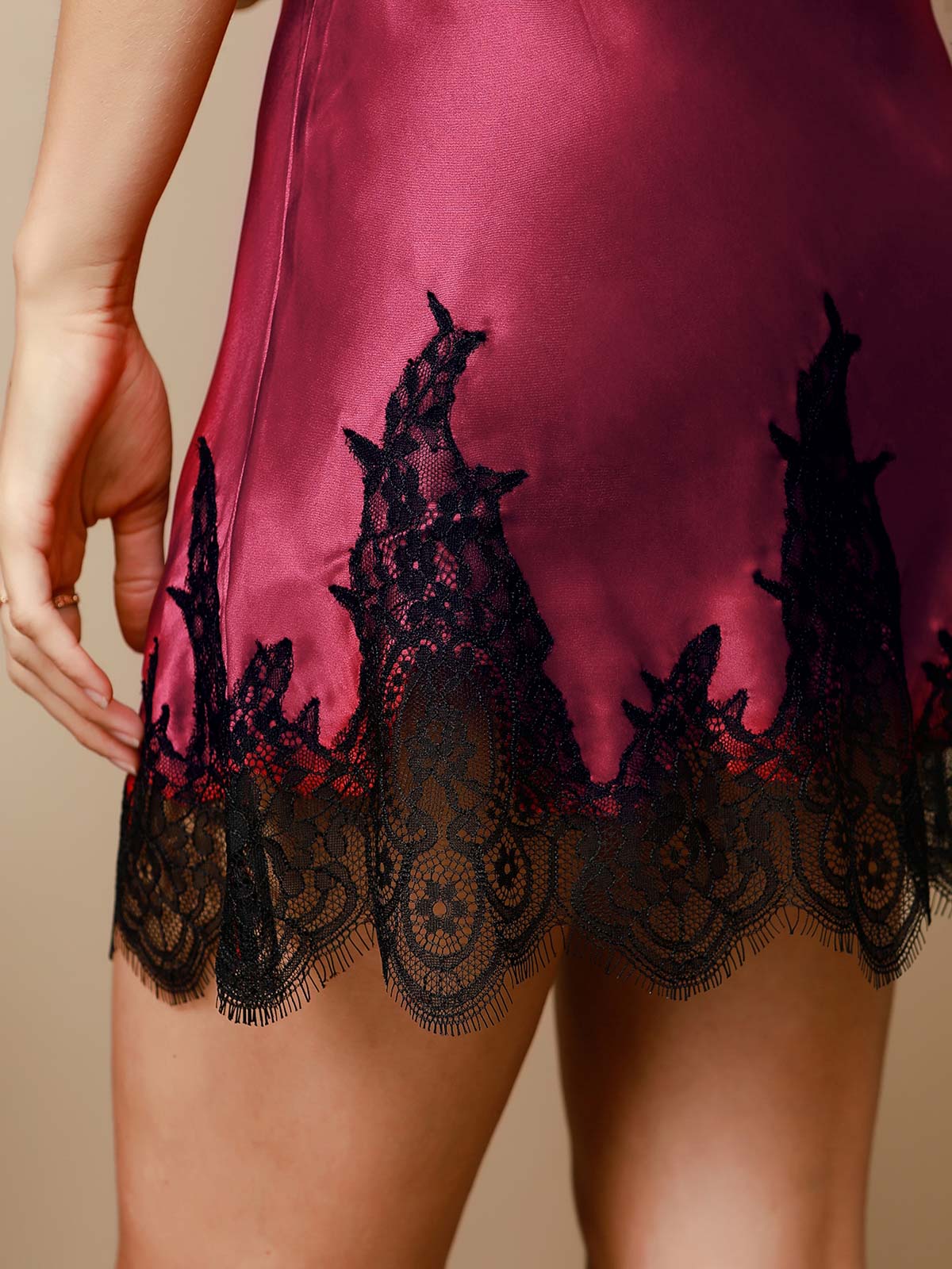 Pure Silk Spaghetti Strap V-neck Short Nightgown with Lace Design