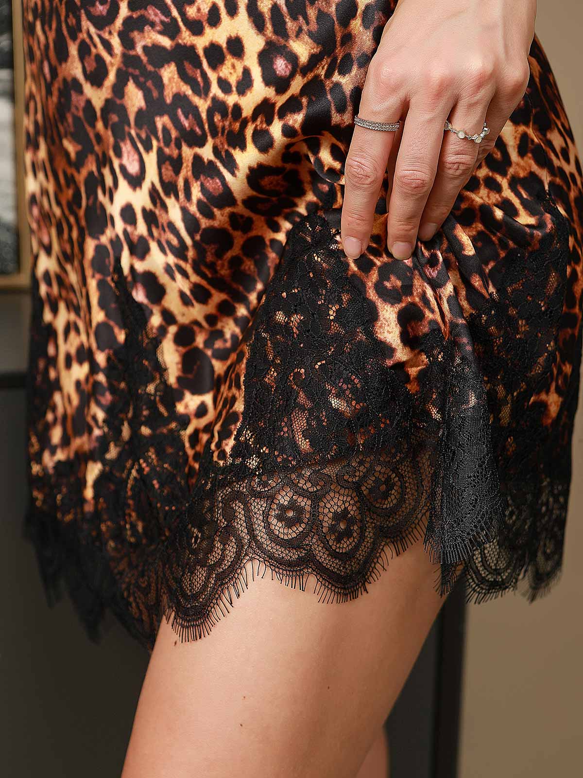 Pure Silk Spaghetti Strap V-neck Short Nightgown with Lace Design
