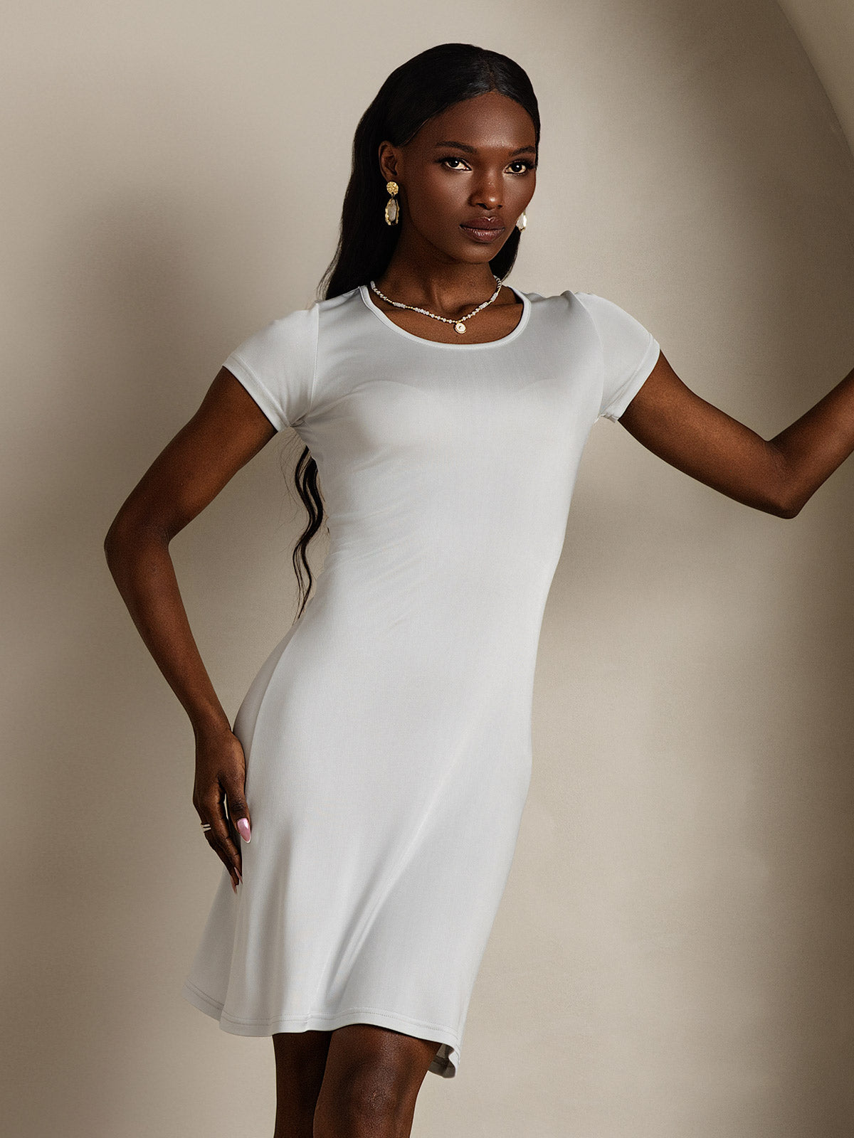 Silk Knitted Short Sleeve Round Neck Short Nightgown