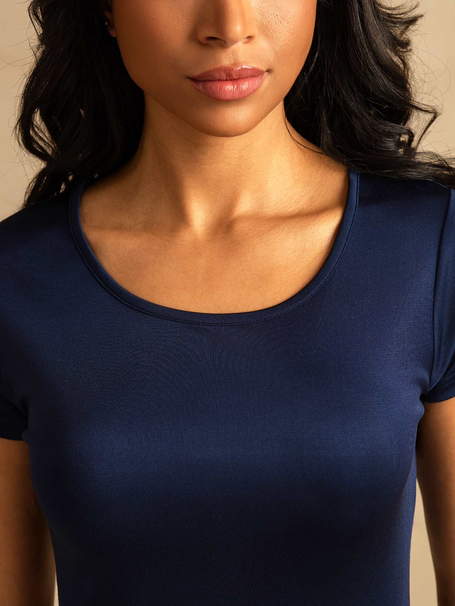 Silk Knitted Short Sleeve Round Neck Short Nightgown