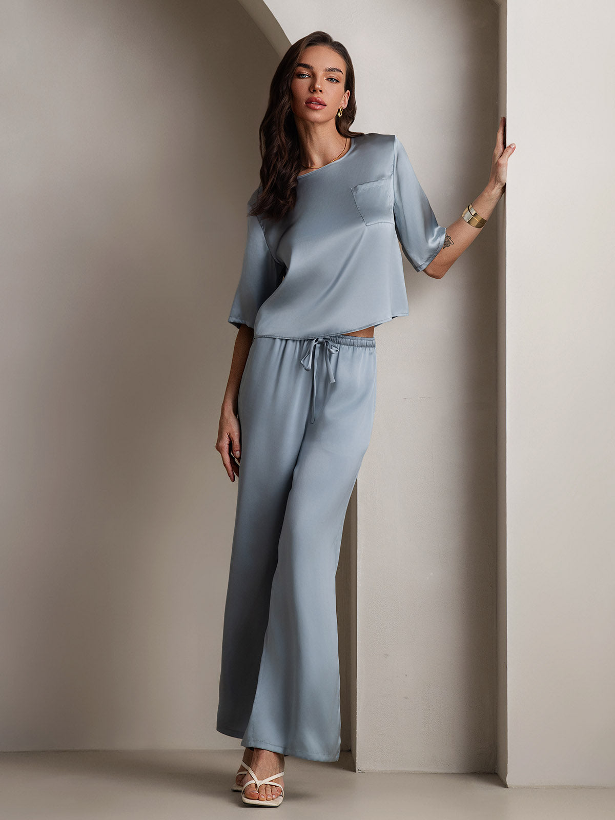 Pure Silk Women‘s Pajama Set