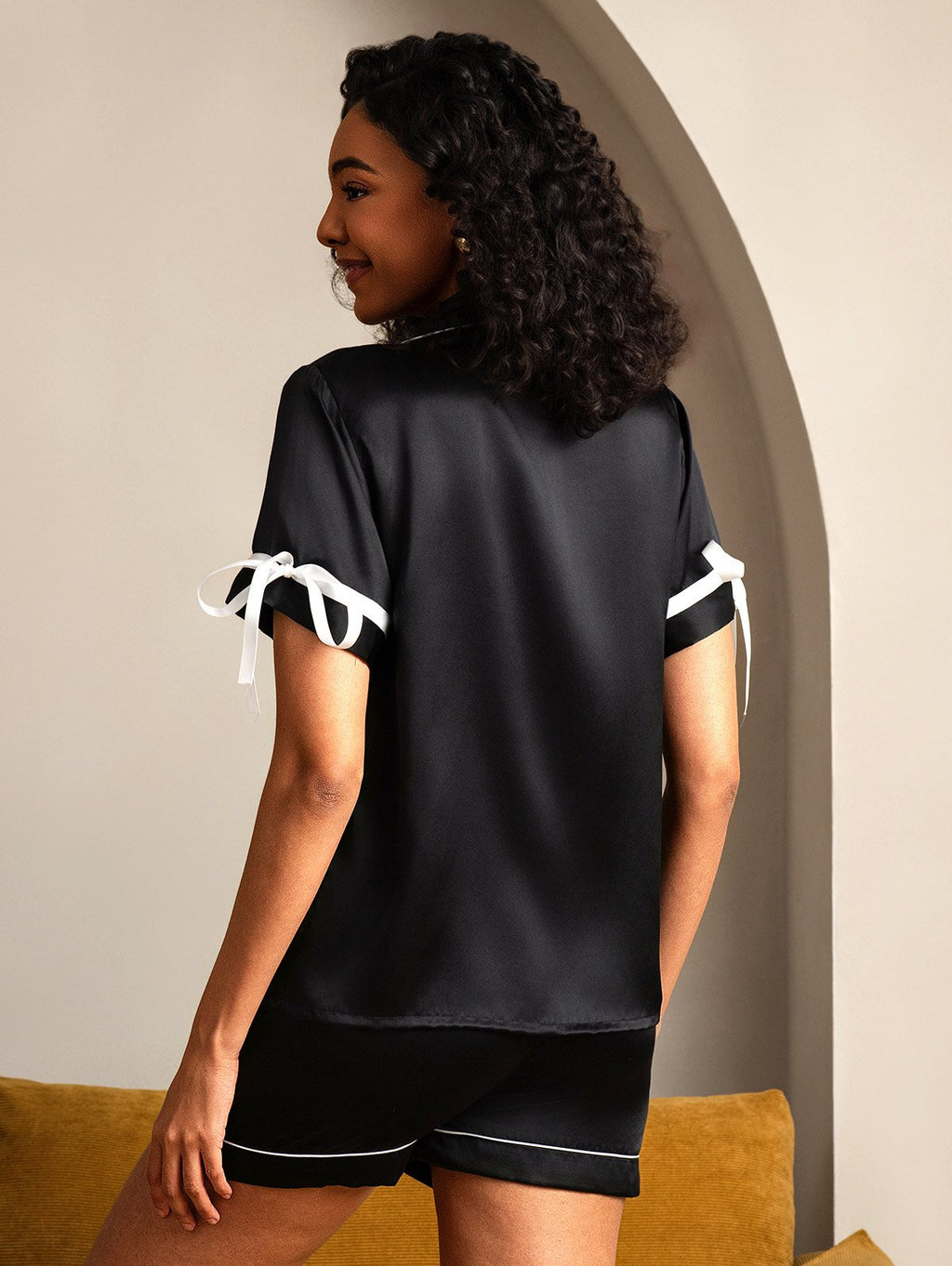 Pure Silk Short-Sleeved Shorts Pajama Set