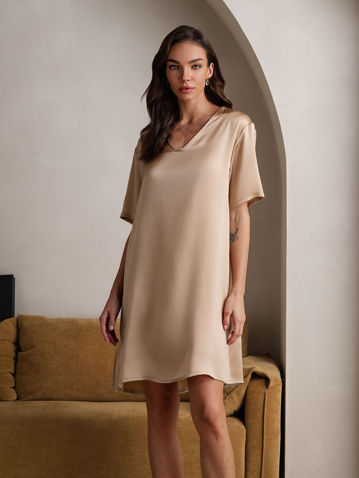Pure Silk Half Sleeve V-neck Short Nightgown with Split Design