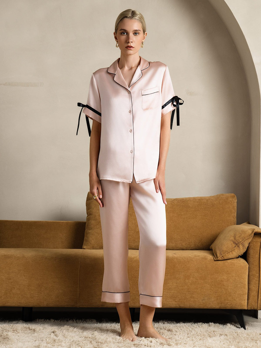 Pure Silk Short-Sleeved Pants Pajama Set