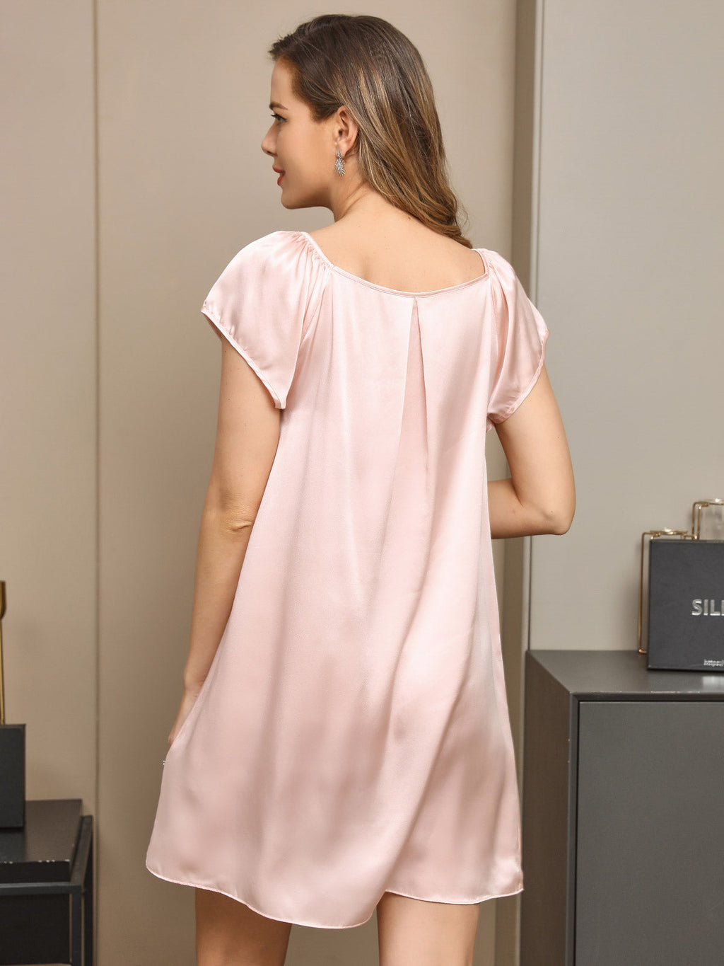 Pure Silk Cap Sleeve Square Neck Short Nightgown