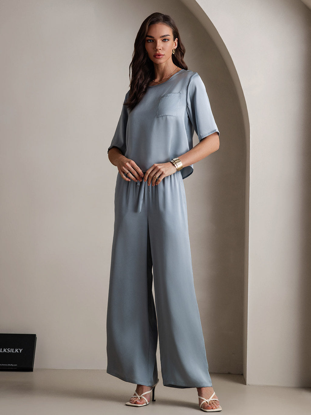 Pure Silk Women‘s Pajama Set