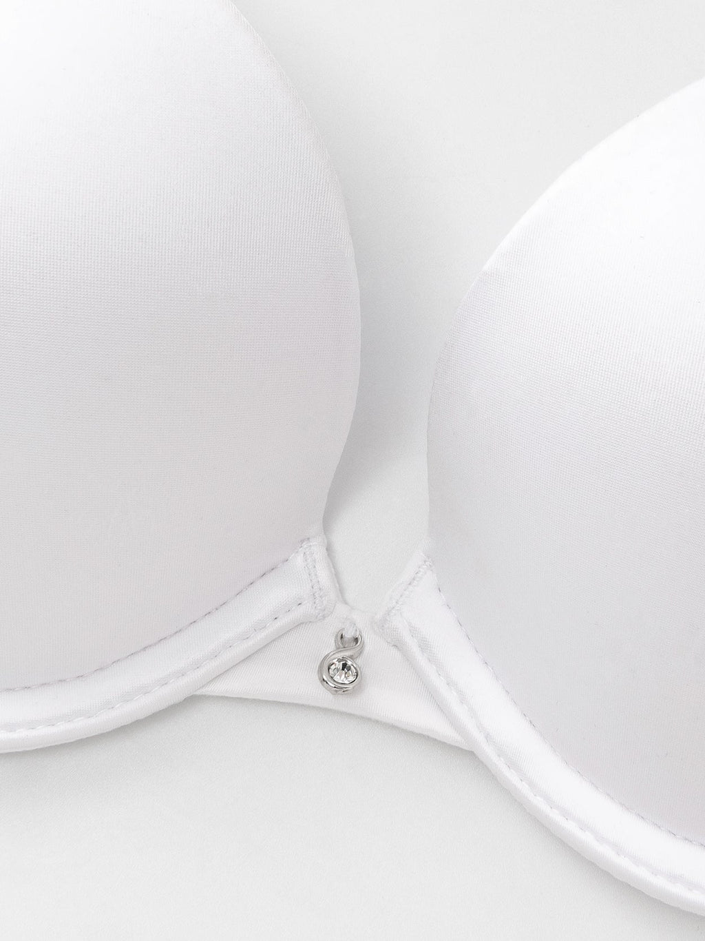 Lightly Padded Plunge Everyday Basic Underwire Push Up Bra White